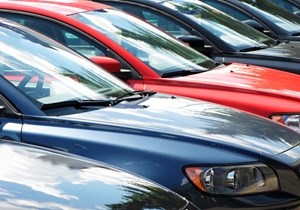 Auto loan delinquency rates decrease, New York Fed says